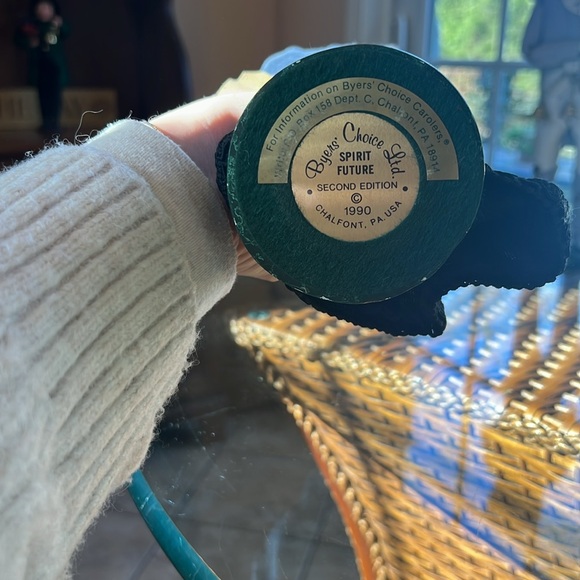 Ghost of Christmas Future Byer’s Caroler - Picture 2 of 4